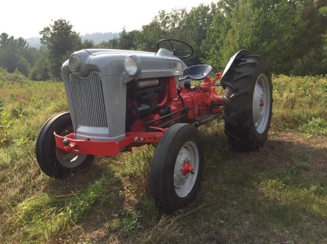 Tracteur Ford édition spéciale Golden Jubilee
