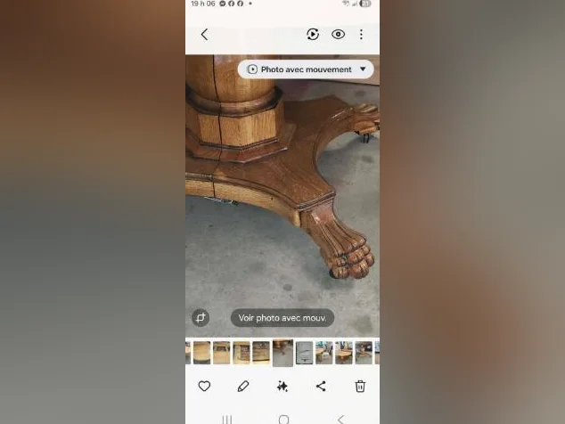Table aux splendides pattes de lion comme jamais vues auparavant et 4 chaises de + ou - 200 ans. thumbnail 3
