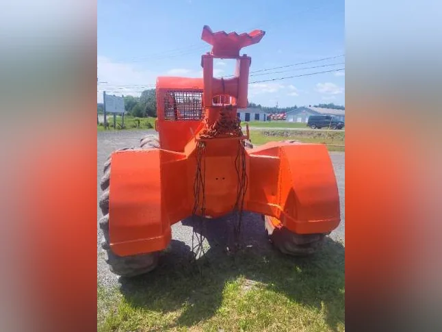Skidder timberjack 230d thumbnail 5