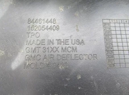 Déflecteur d’air inférieur avant pour un GMC Canyon 2021-22 thumbnail 3