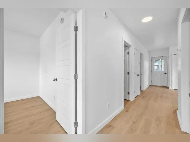 Logement 5 1/2 disponible à St-Jérôme thumbnail 4
