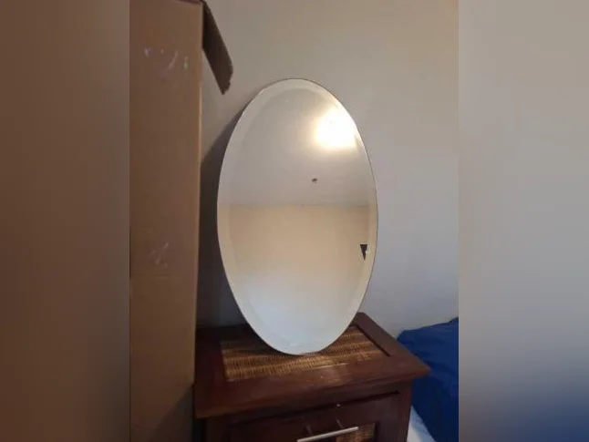 Jolie Miroir Antique