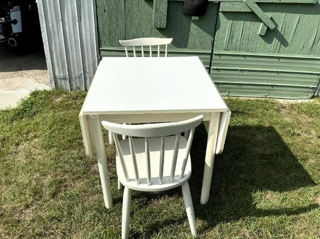 Petite table de cuisine thumbnail 2