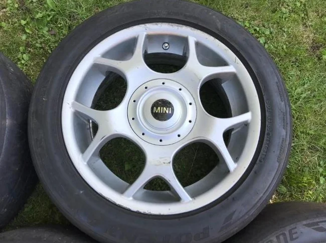 4x Mini Cooper “Y-Spoke Star” OEM 16” mags (4x100mm) thumbnail 6