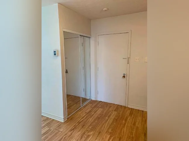 Appartement (studio) à louer le plus vite possible thumbnail 2