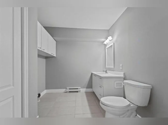DUPLEX AVEC GARAGE A VENDRE A SAINT_ SAUVEUR thumbnail 5