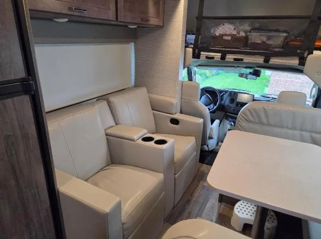 MOTORISÉ WINNEBAGO Minnie Winnie 26T 2022 thumbnail 6