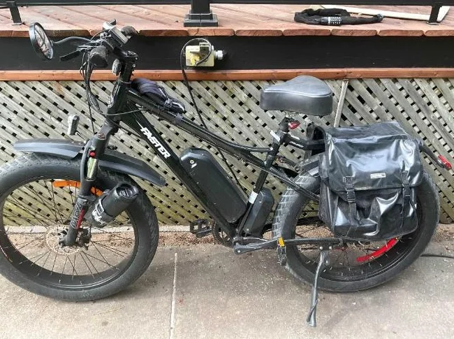 VELO ELECTRIQUE TRÈS ROBUSTE