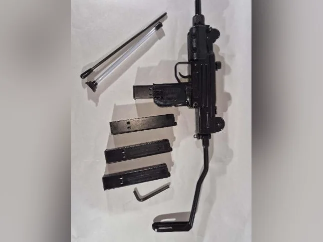 Airsoft uzi