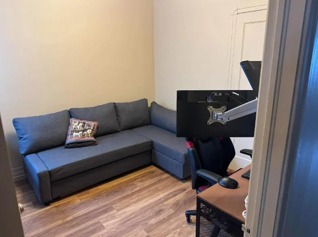 PRIX RÉVISÉ - Appartement 6 1/2 lumineux et spacieux avec cachet thumbnail 7