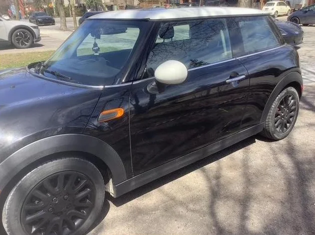 mini cooper thumbnail 4