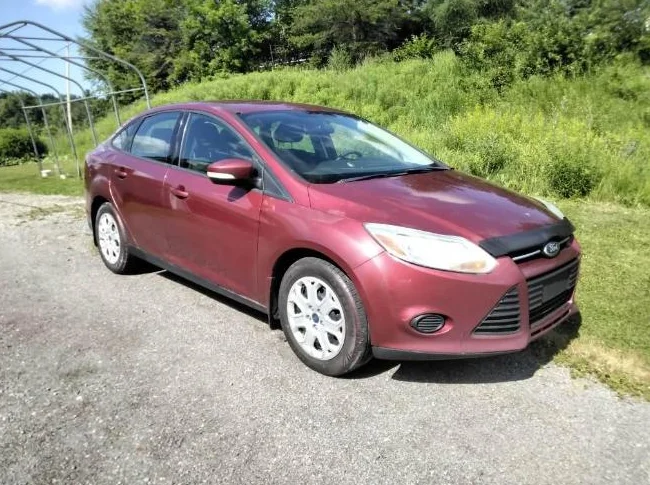 Ford Focus 2013 thumbnail 2