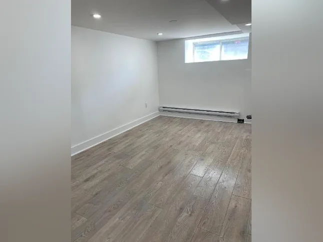 Studio sous-sol récemment rénové