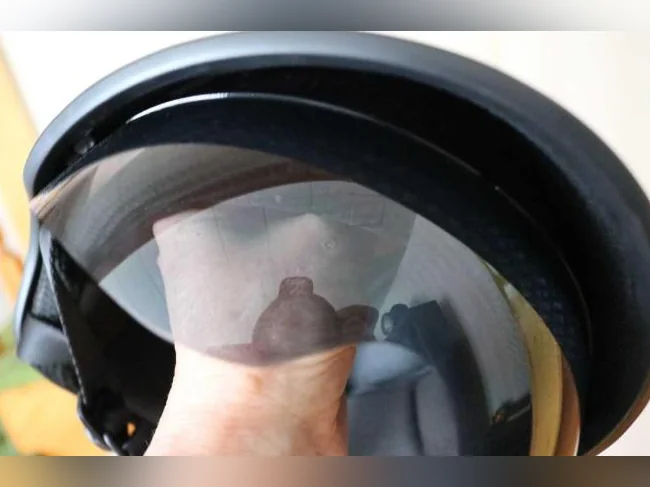 2 casques de moto thumbnail 10