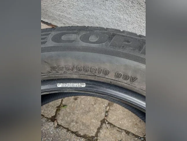 4 pneus été Bridgestone Ecopia 225-55R19 comme neuf. Usure 8/32 ( Neuf=9/32) thumbnail 6