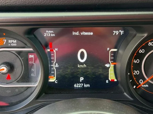 Jeep Wrangler Willys 2025 – 6 500 km – Comme neuve – Prête à être remorquée! thumbnail 6