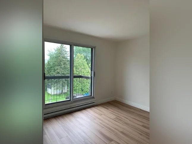 Saint-Basile-le-Grand – Quartier Montagne - Appartement 4 ½ thumbnail 8