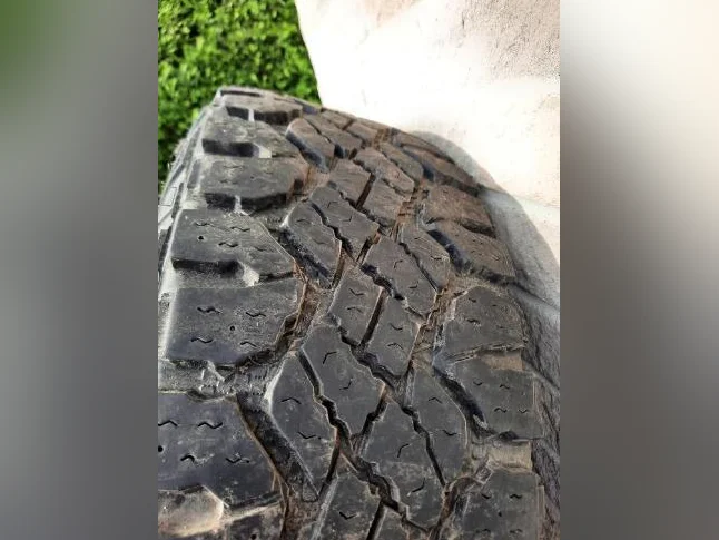 4 Pneus Goodyear Wrangler Duratrac LT 265 70 R17 thumbnail 5