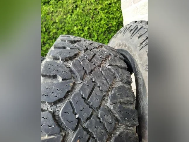 4 Pneus Goodyear Wrangler Duratrac LT 265 70 R17 thumbnail 4