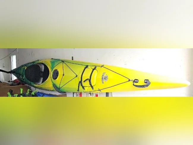 Kayak de lac et de mer 15' 3'' A QUI LA CHANCE thumbnail 3