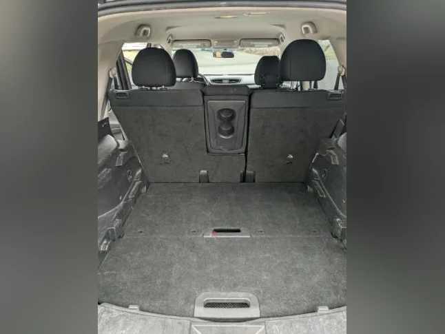 2017 Nissan Rogue BAS KM 81 800 thumbnail 6