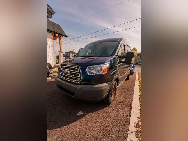 Projet Vanlife prêt à continuer – Ford Transit – 95 030 km thumbnail 2
