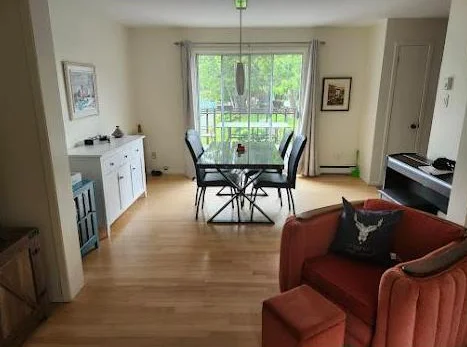 Maison de ville à louer à Ste-Adèle thumbnail 4
