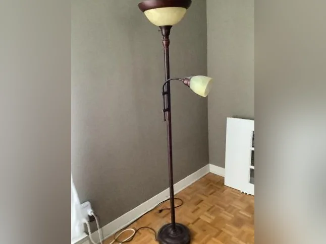 Sublime lampe torchaire à vendre!