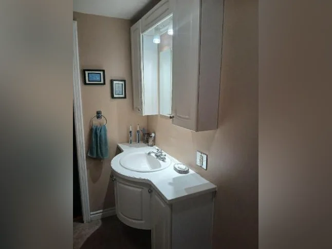 Chambre à louer immédiatement Hull thumbnail 7
