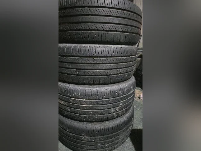 pneus d'été sur roues mags 205/50R16