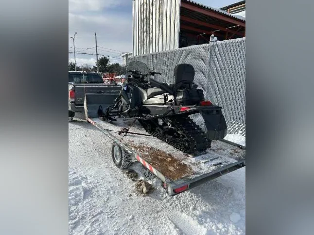 2023 polaris prostar indy aventure X2 S4 thumbnail 3