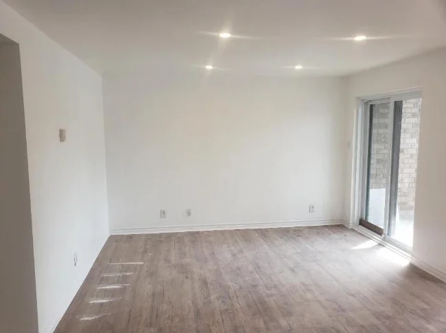 LOGEMENT 5 ½ À LOUER - TRÈS GRAND-APPARTEMENT - STYLE CONDO thumbnail 8