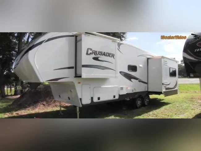 Roulotte, fifth Wheel Crusader 26 pieds thumbnail 6