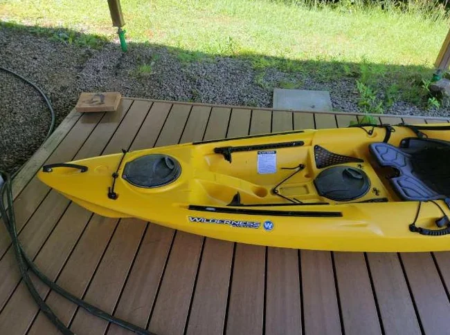 Kayak à vendre 750$ thumbnail 2