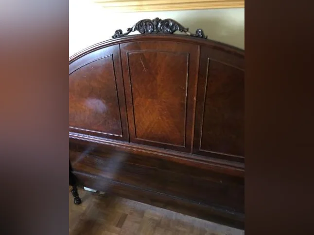 Antique Bedroom sets thumbnail 2