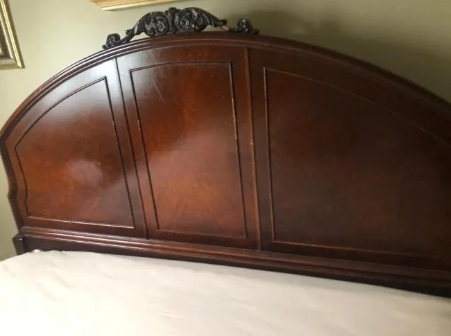 Antique Bedroom sets thumbnail 6