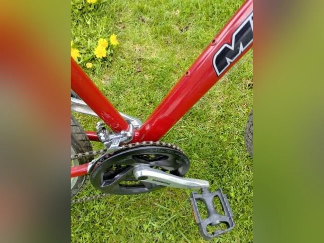vélo miede activa de 21 vitesses roues de 28 pouces thumbnail 3