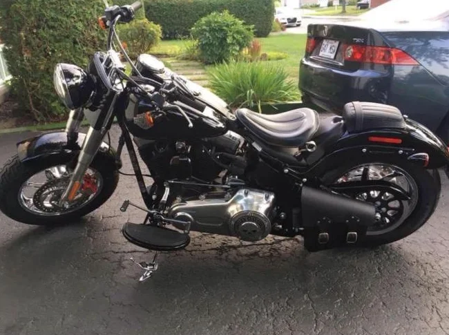 Moto Harley-Davidson 2017 Softail Slim