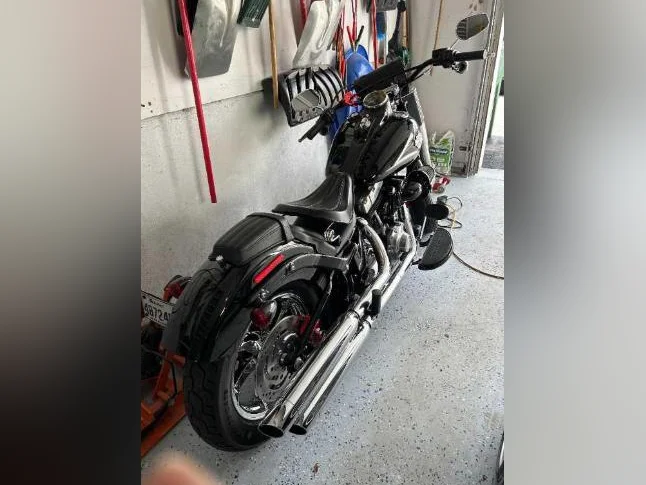 Moto Harley-Davidson 2017 Softail Slim thumbnail 4
