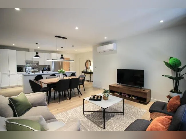 Condo moderne à louer | Gym, ascenseur et stationnement intérieur thumbnail 7