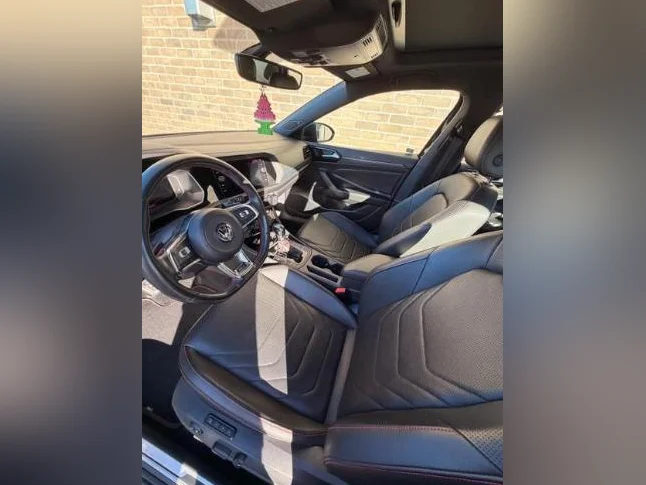 Volkswagen Jetta GLI 2020 Noir – Automatique | Cuir | Toit ouvrant | Audio Beats | 106 000 km thumbnail 7