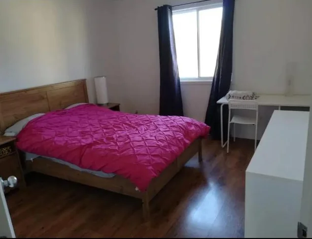 5 1/2 À LOUER 1ER AOUT thumbnail 8