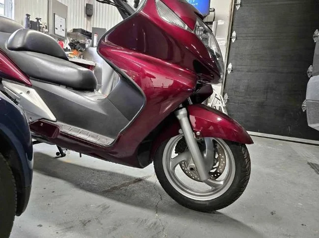 2009 Honda SilverWing thumbnail 5