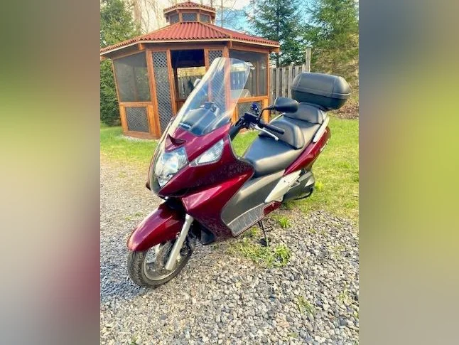 2009 Honda SilverWing thumbnail 3