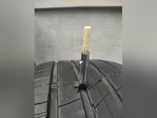 255-40R20x4 pneus été Goodyear Eagle comme neufs. Usure 7.5/32 (Neuf=8/32) thumbnail 8