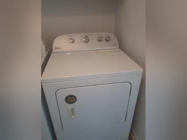 Laveuse et sécheuse de marque Whirlpool thumbnail 2