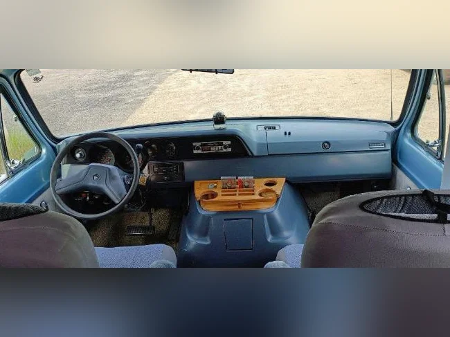 Van Campwagon Dodge Ram 2500 1987 thumbnail 4