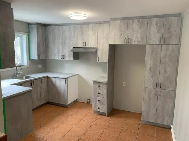 Logement 3 1/2 a louer a Sainte-Adèle thumbnail 3