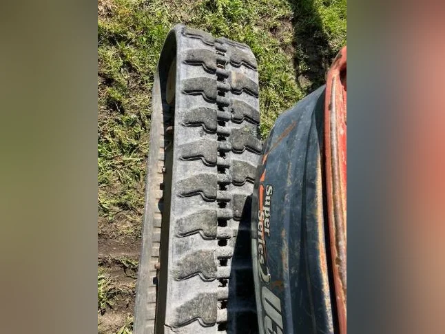 Excavatrice U35 kubota thumbnail 7