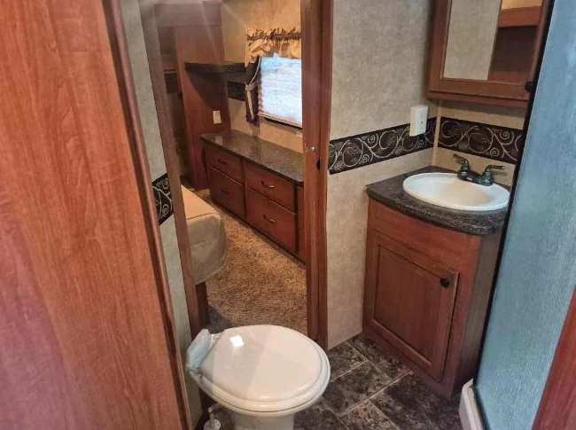 Fifth Wheel GREYSTONE 32RL 2011 thumbnail 10